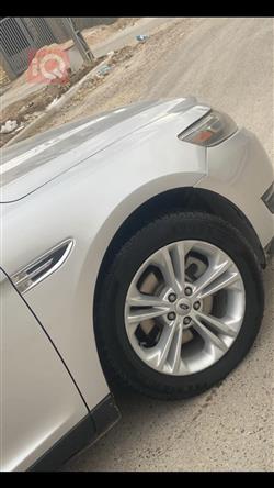 فۆرد تۆرەس